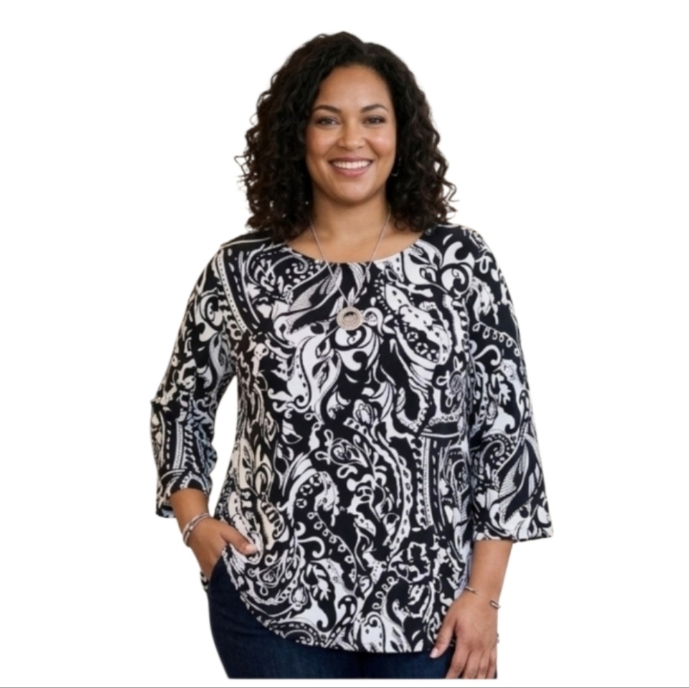 Chico's Travelers Black and‎ White Paisley Print Jersey Top Size 16/18